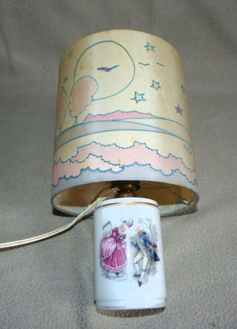 Petite Lampe de chevet , porcelaine & soie 15 Montgiscard (31)