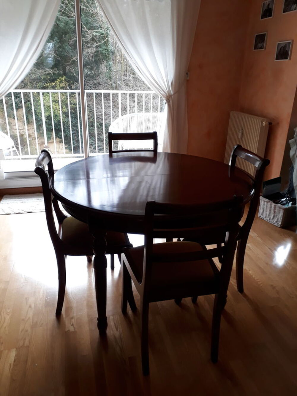 table plus chaises merisier massif Meubles