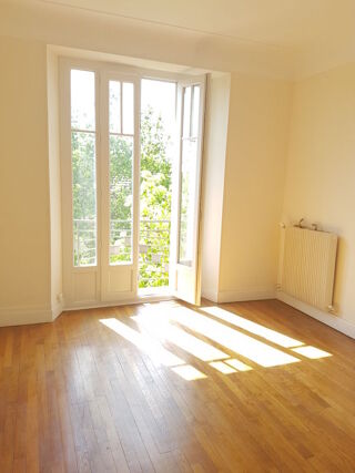  Appartement à louer 3 pièces 68 m²