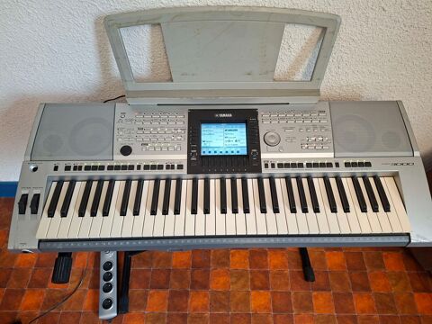 Clavier yamaha Psr 3000 en bon tat avec les connectiques. 250 Entre-deux-Guiers (38)