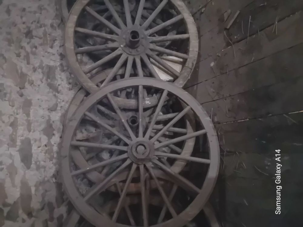 Anciennes roues Décoration
