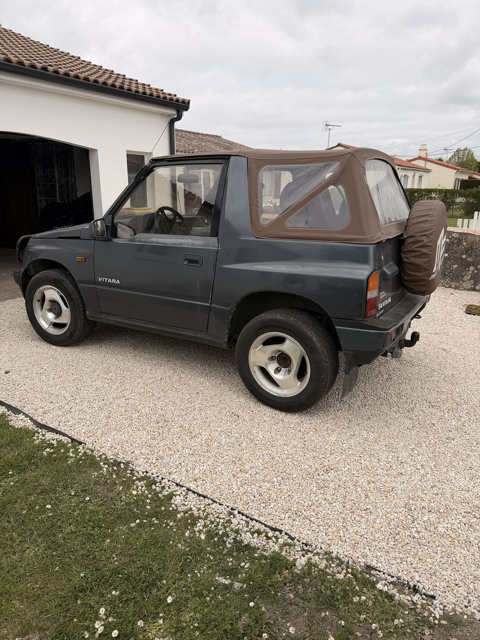 Suzuki Vitara 1.6i Cabriolet 1991 occasion Beauvoir-sur-Mer 85230