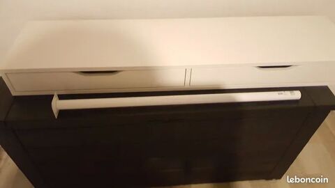 �tag�re murale 40 Ch�teau-Salins (57)