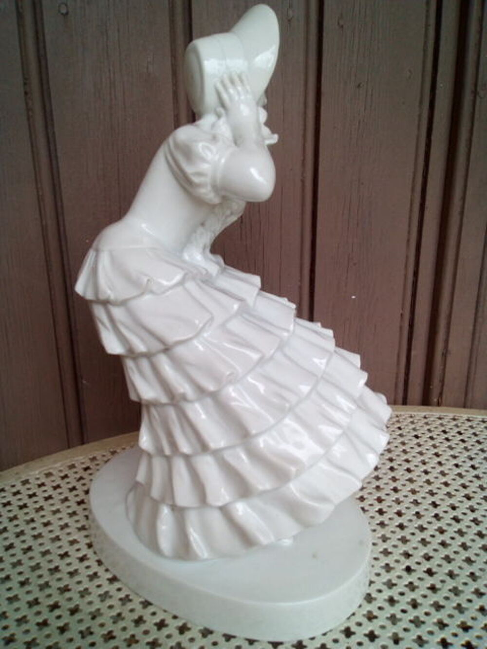  "Dame &agrave; la crinoline" ,Bohumil Rezl (1899-1963) 