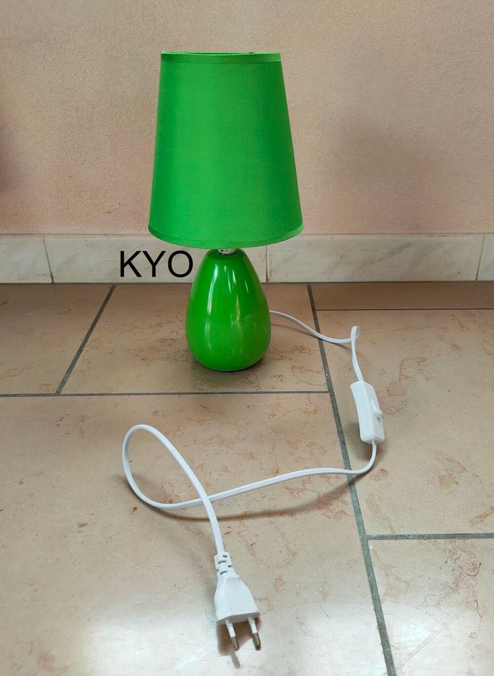Lampe chevet vert conique cylindre rond design c&eacute;ramique Décoration