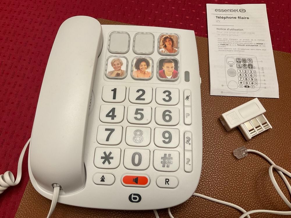 T&eacute;l&eacute;phone fixe filaire Essentiel IZY Téléphones et tablettes