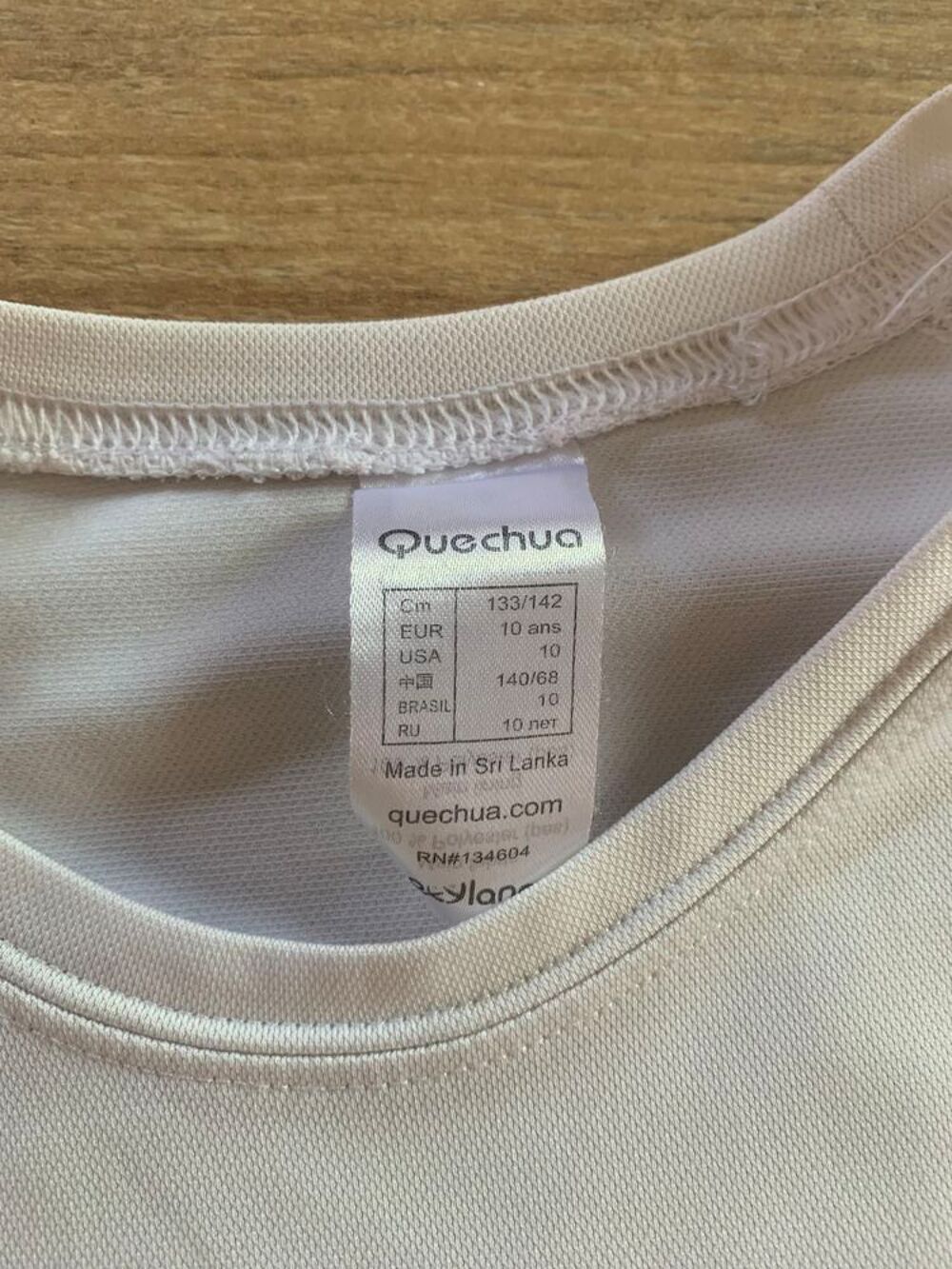 Tee shirt enfant fille d&eacute;catlon " Quechua " Vêtements enfants