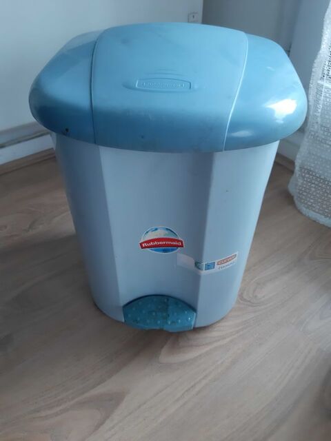 poubelle de cuisine 10 Lyon 7 (69)