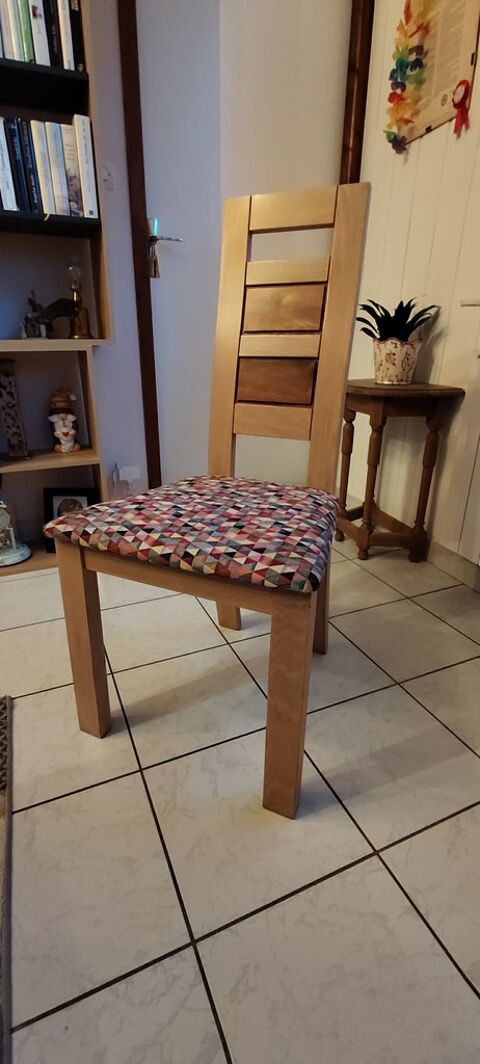 Chaise en bois en ch�ne massif 240 Saint-Max (54)