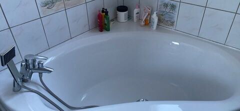Baignoire d angle blanche 120 Norrent-Fontes (62)