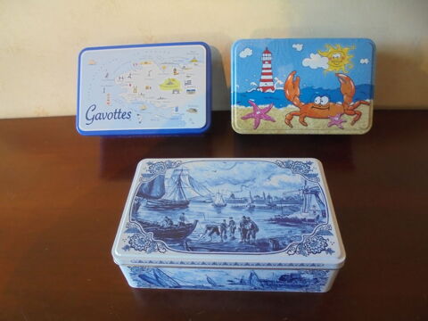 3 boites en fer (16) 3 Tours (37)