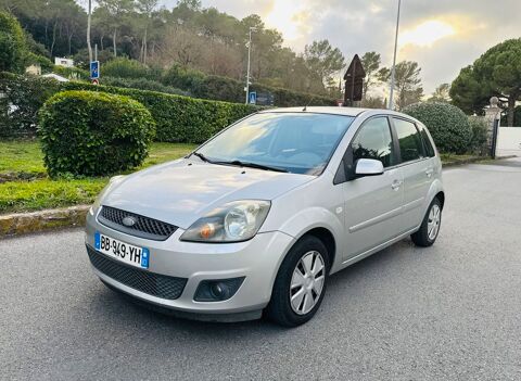 Ford Fiesta 1.4 TDCi 68 Ambiente 2008 occasion Biot 06410