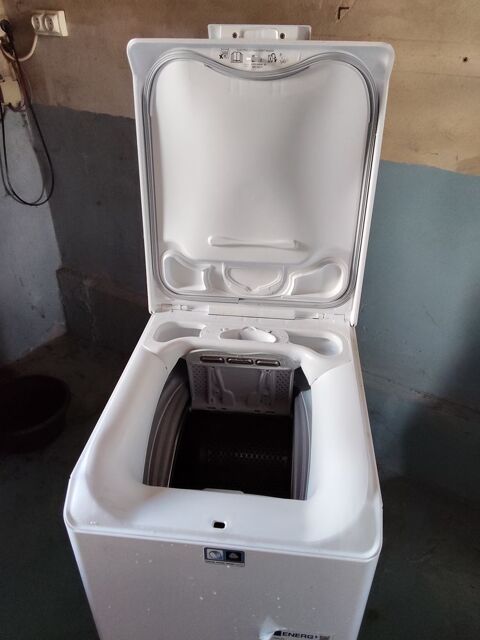 Machine a laver 250 Saint-Mard-ls-Rouffy (51)