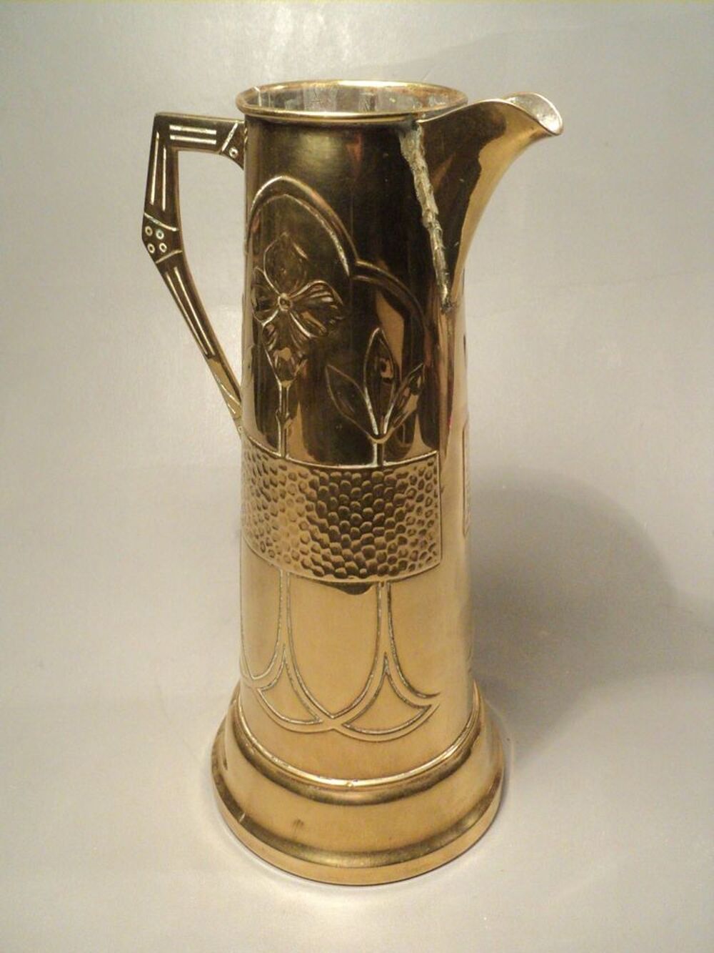 Grand Pichet Vase en Laiton Art D&eacute;co 1930. Dcoration