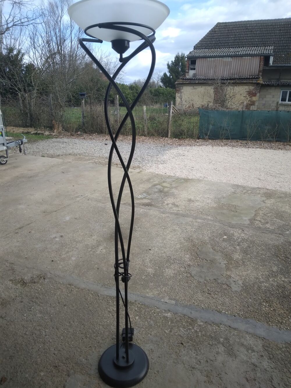 Lampadaire m&eacute;tal noir abat-jour verre Décoration