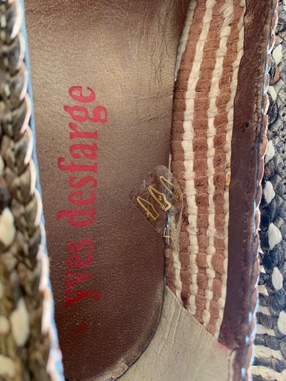 Chaussures ''Yves Desfarge'' en Cuir tress&eacute; beige P.39 Chaussures