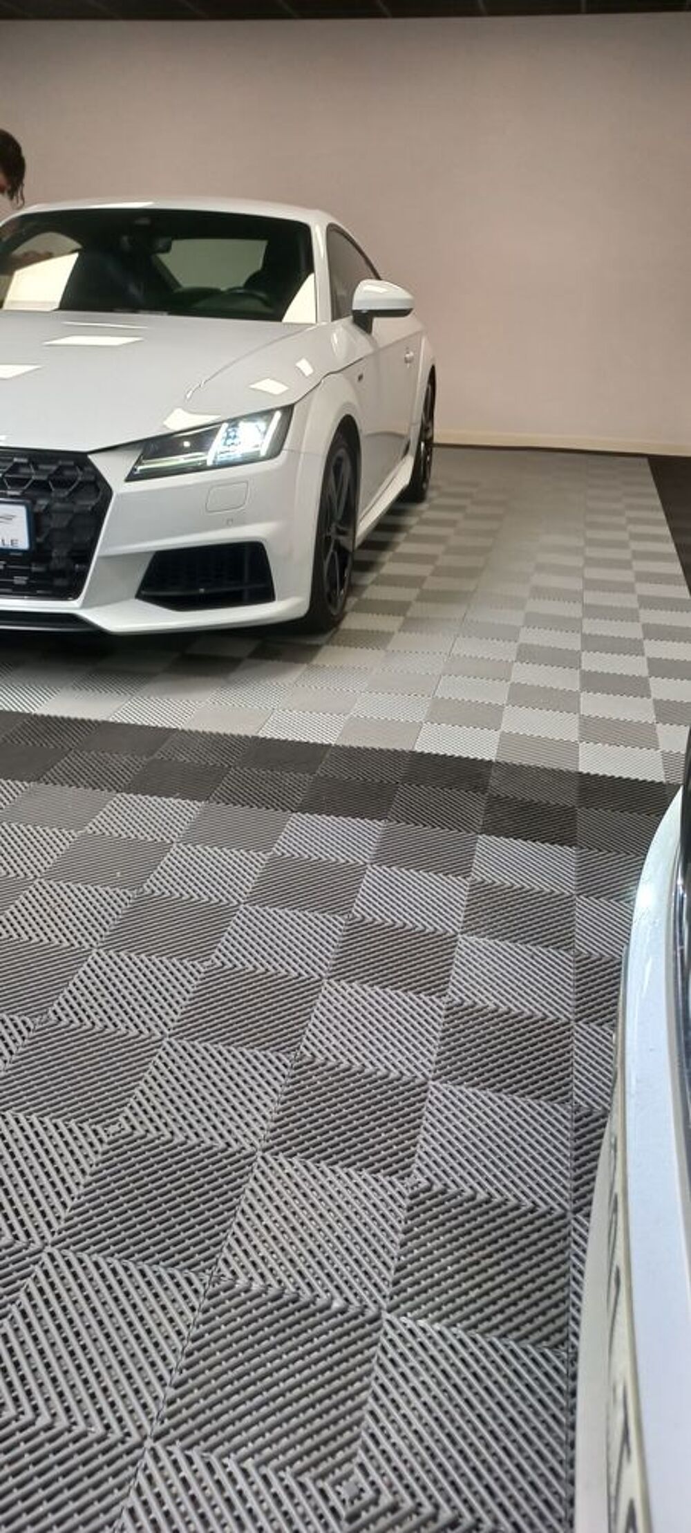 TT Coup&eacute; 2.0 TFSI 230 S line 2015 occasion 69530 Brignais