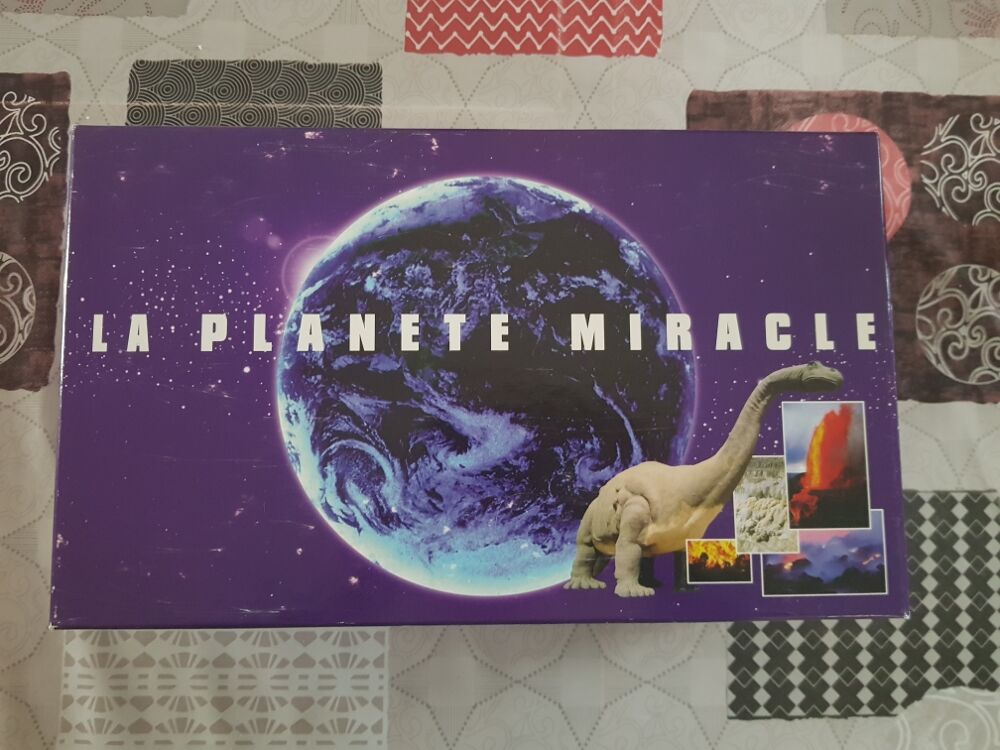 Coffret cassettes k7 vid&eacute;o plan&egrave;te miracle de 12 cassette DVD et blu-ray