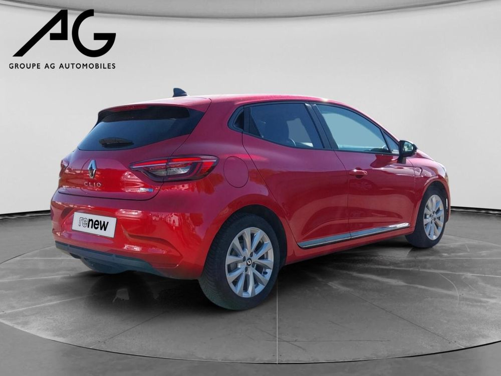 Clio V Clio E-Tech full hybrid 145 Evolution 2022 occasion 08200 Wadelincourt