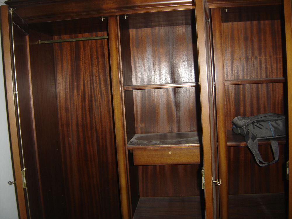 armoire Meubles