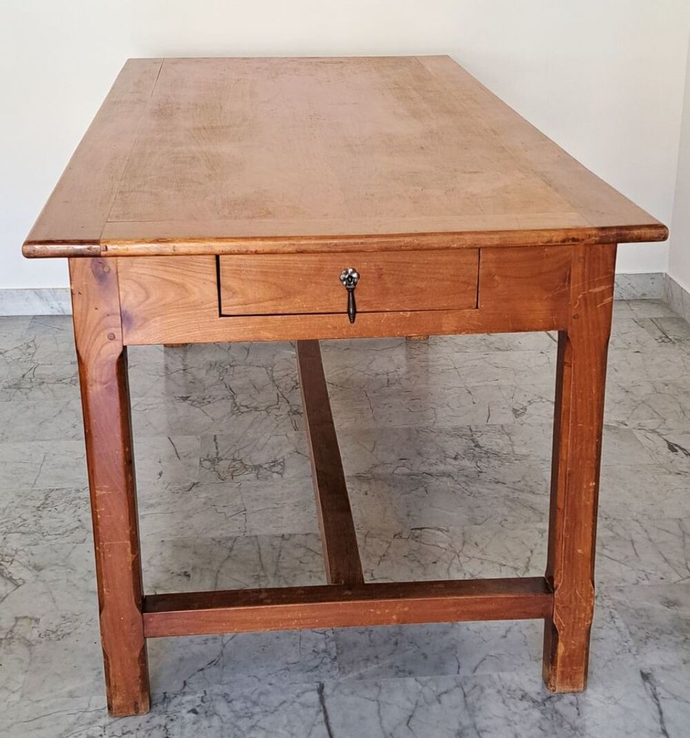 Table ancienne en merisir massif Meubles
