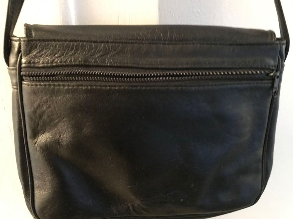 Sac bandouli&egrave;re noir Maroquinerie