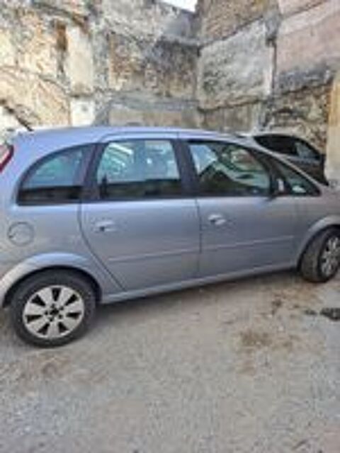 Meriva 1.7 CDTI - 100 Cosmo 2005 occasion 01500 Amb&eacute;rieu-en-Bugey