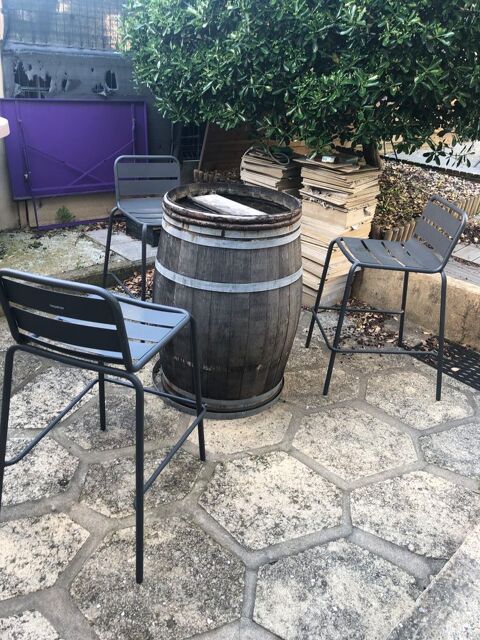 Mobilier jardin tonneau bois et 3 chaises bar métal 110 Béziers (34)