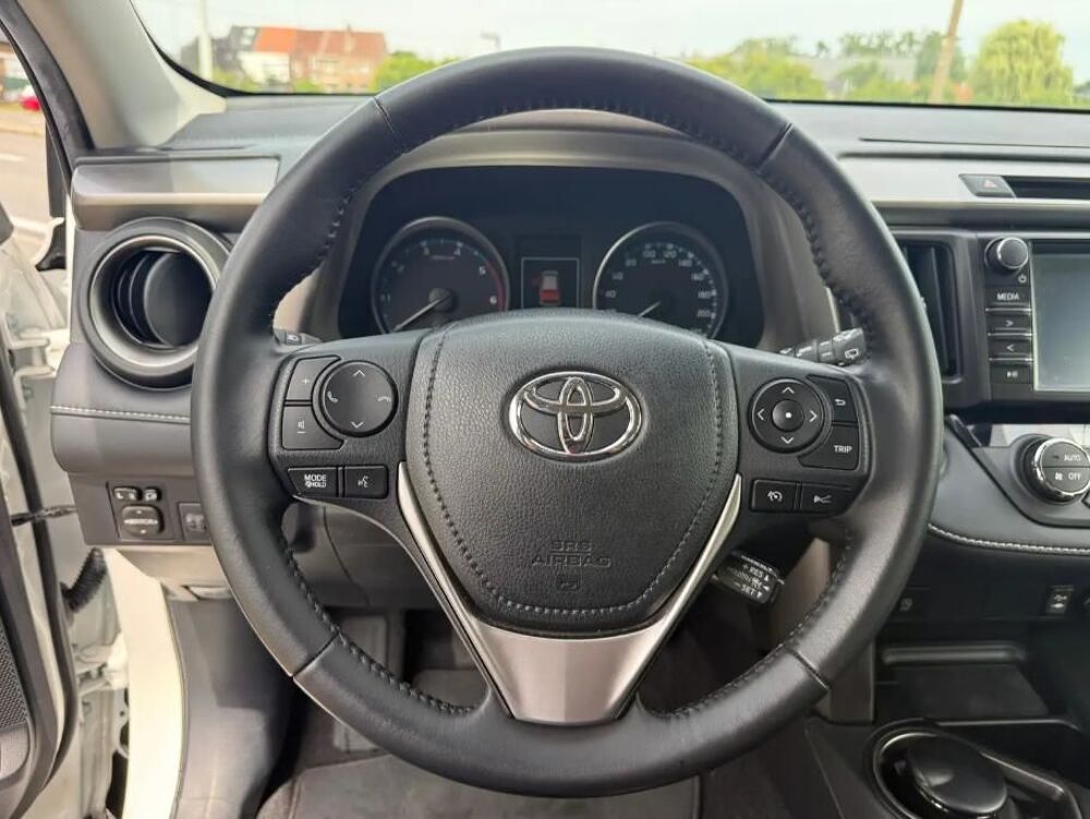RAV 4 RAV4 Pro 143 D-4D 2WD Design Business 2017 occasion 55100 Verdun