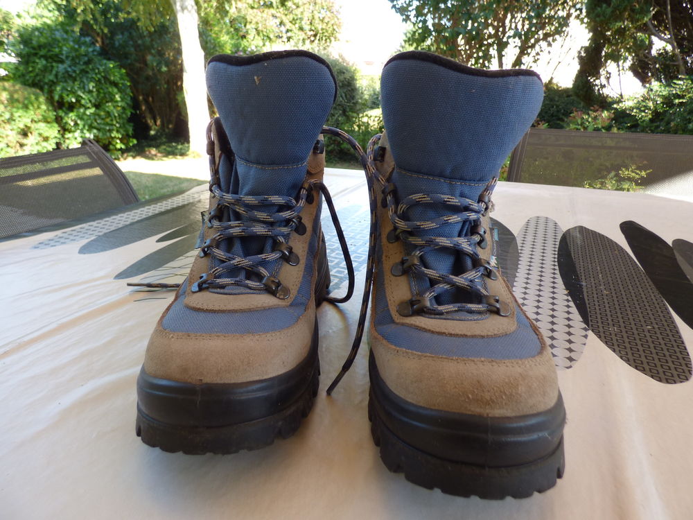 CHAUSSURES DE MARCHE/RANDO FEMME QUECHUA Chaussures