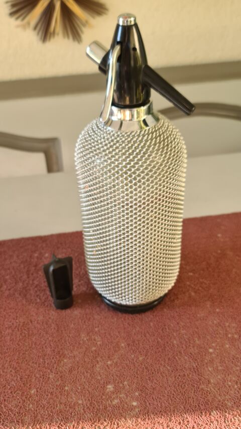 Bouteille a soda 30 Gardanne (13)