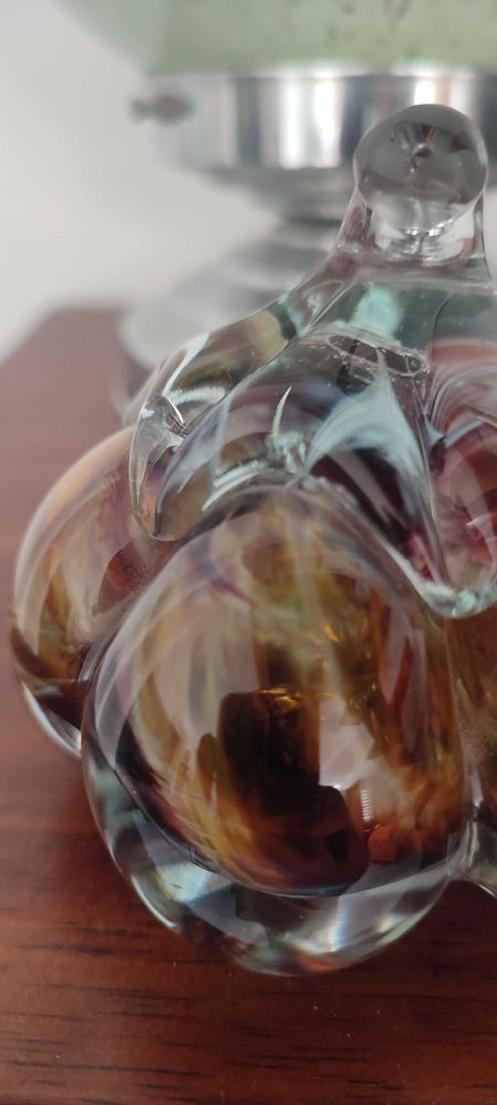 Citrouille en verre souffl&eacute; sign&eacute;e Loup Guittet 