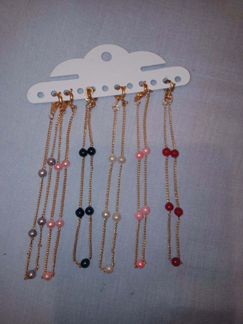 6 Bracelets plaqu&eacute; or Bijoux et montres