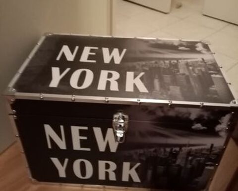 malle New York en très bon état 15 La Source (45)