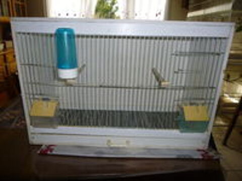   Cages d élevage pvc
