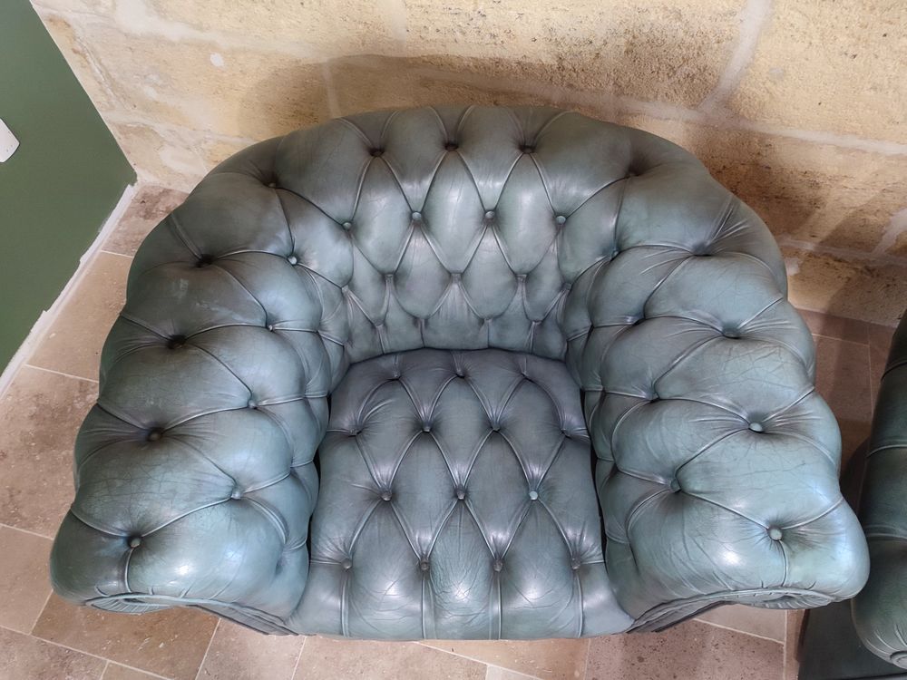 Authentique fauteuil CHESTERFIELD Meubles