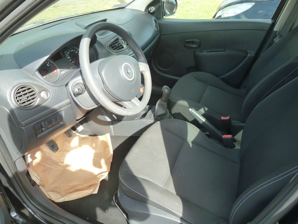Clio III 1.2 16V 75 Zen 2014 occasion 59530 Le Quesnoy