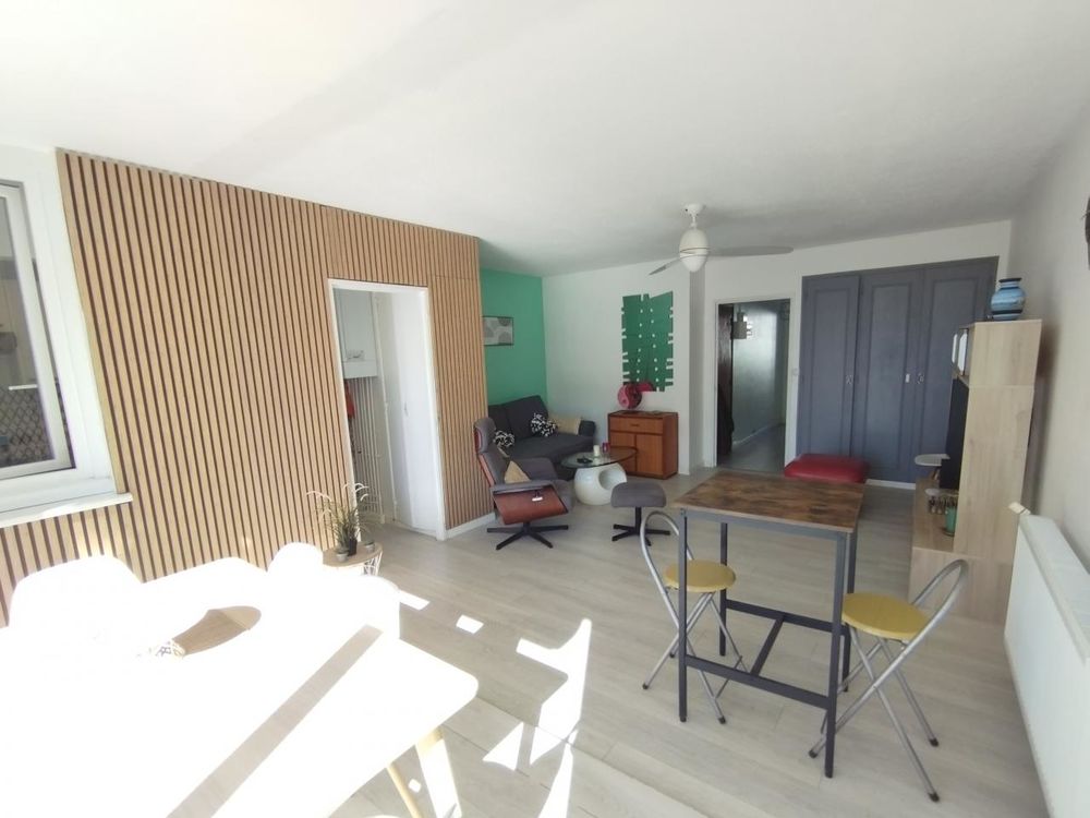 Vente Appartement Appartement type 2 traversant centre-ville. La grande-motte