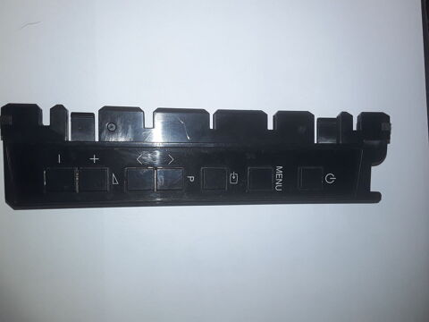 PLATINE COMMANDE  POUR TV SHARP 12 Serres-Castet (64)