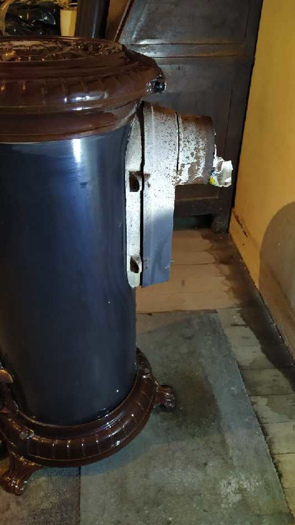 po&ecirc;le en fonte GODIN 3721 A Bricolage