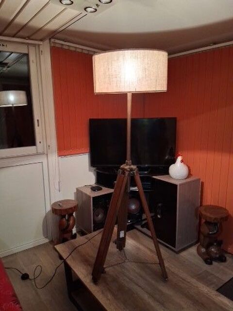 lampe 20 Saint-Mitre-les-Remparts (13)