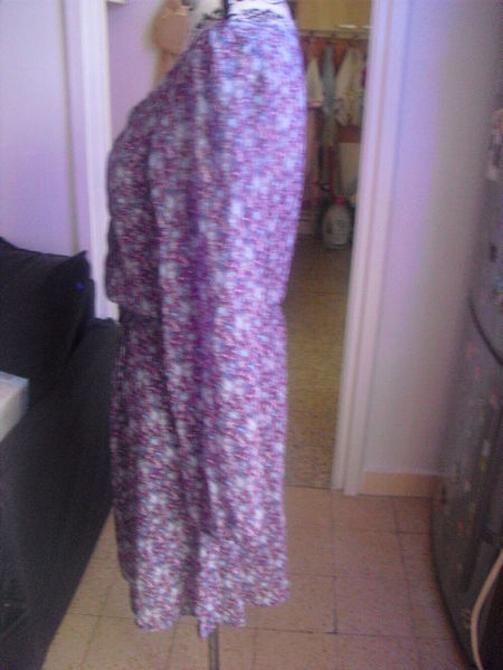 ROBE FLEURIE avec ceinture NEUVE ETAM TAILLE 36 Vêtements