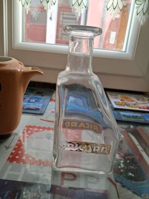 Carafes RICARD La Canourgue (48)