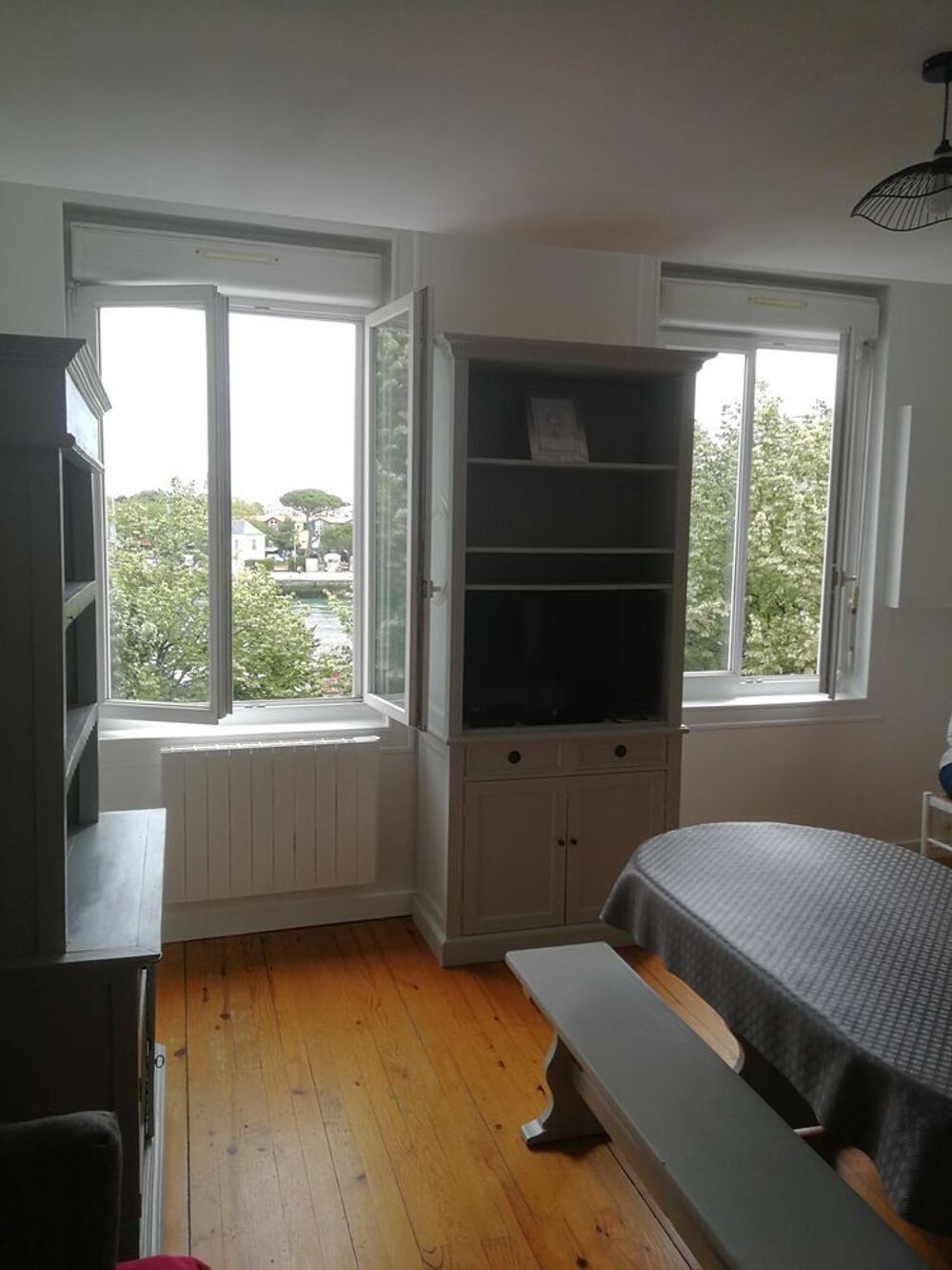   48m2+vue+direct+sur+vieux+port+
