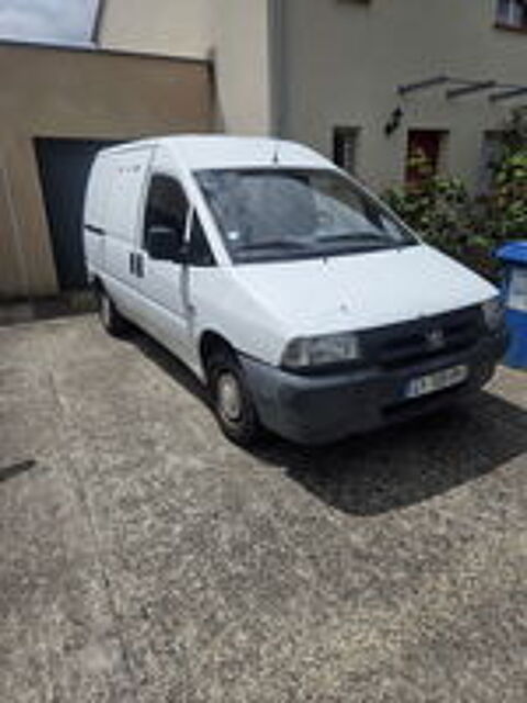 Expert EXPERT 220C 1.9 D STANDARD TOLE 1997 occasion 31200 Toulouse