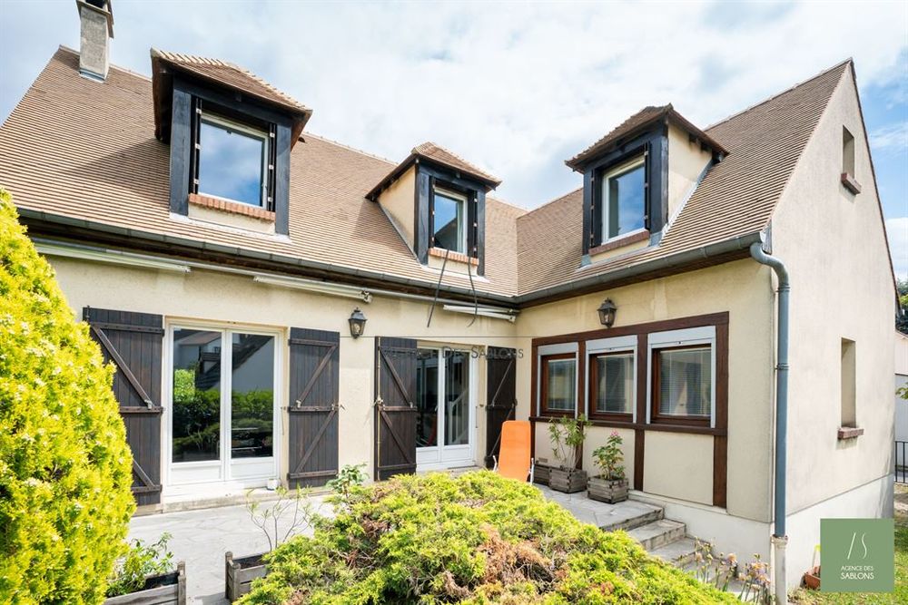 vente Maison - 9 pièce(s) - 180 m² Montesson (78360)