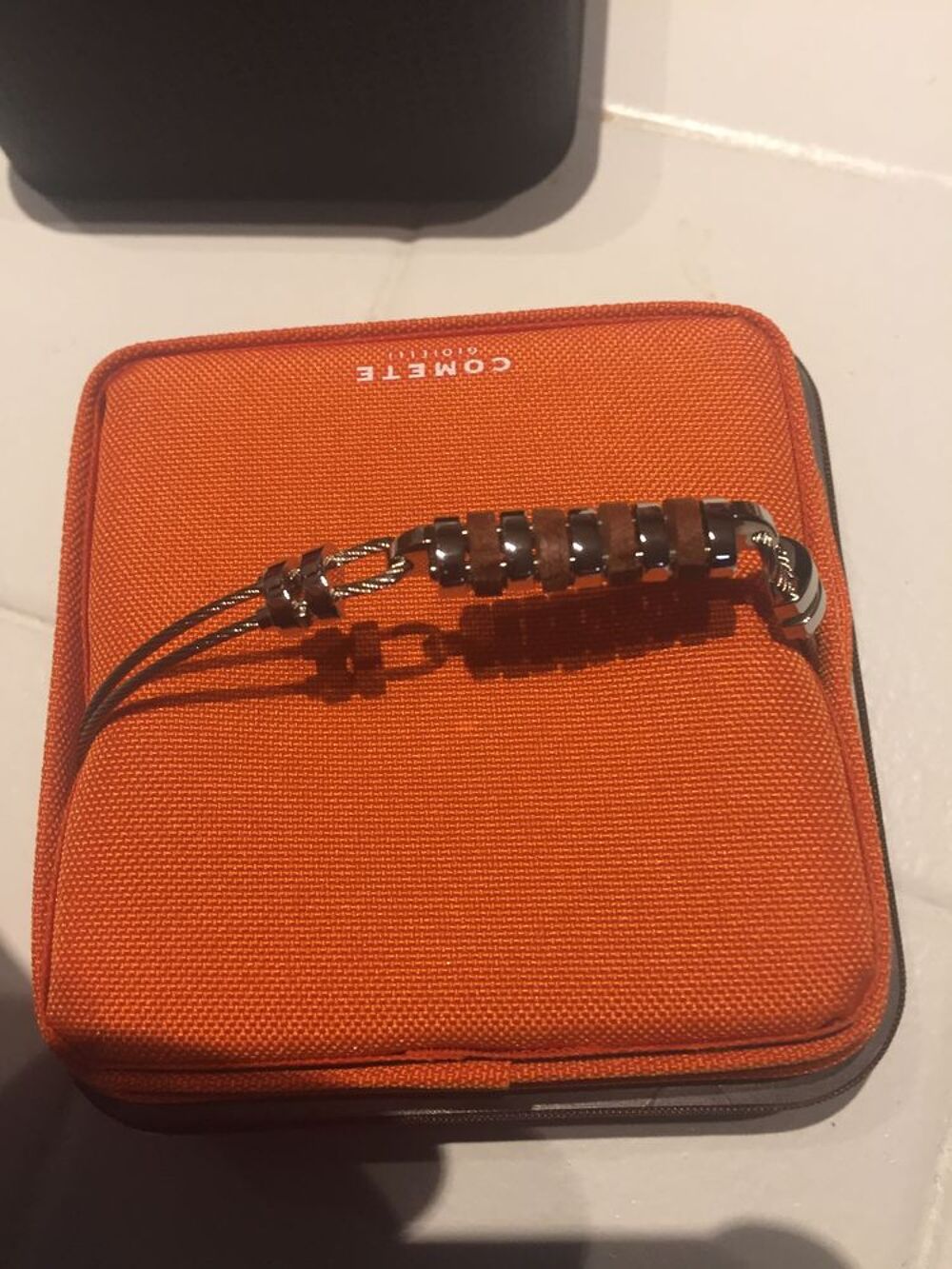 bracelet marque com&egrave;te UBR 173 Bijoux et montres