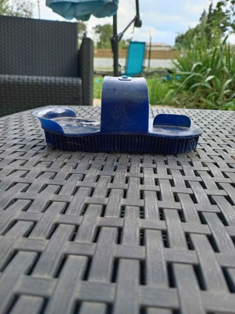 brosse pour chevaux 5 Bagard (30)