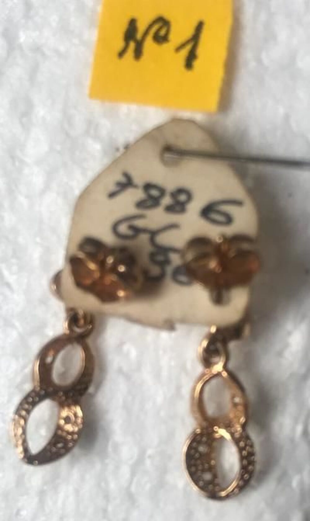  Boucles oreilles pendantes en plaqu&eacute; OR avec zircons Bijoux et montres