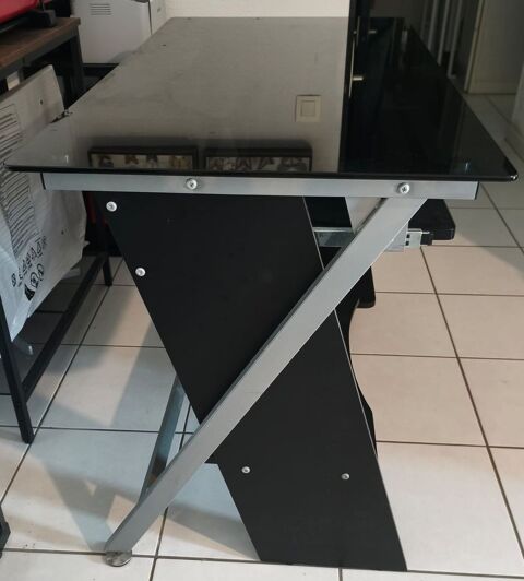 Bureau informatique 0 Saint-Pée-sur-Nivelle (64)